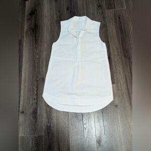 Camber & Grace White Collar Linen Blend Sleeveless Shirt Top Blouse w Side Slit